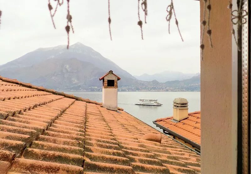 Downtown Varenna - Historic Centre by villavistalago