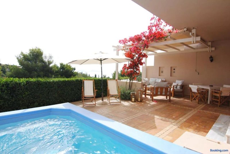 Pentathlon Villas
