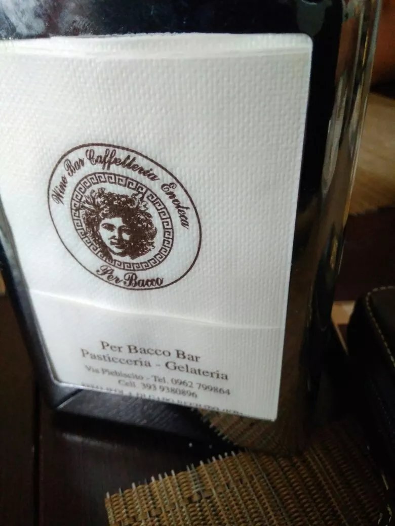 Per Bacco Bar , Pasticceria , Ristorante .
