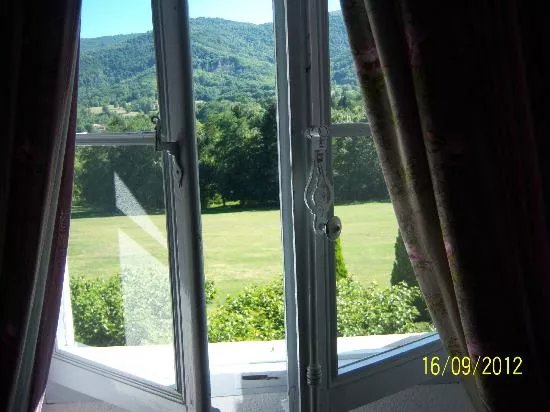 Chateau De Benac
