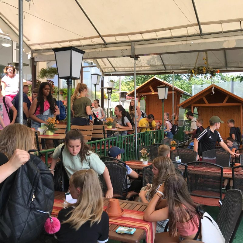 Sesselbahn Terrassen Cafe