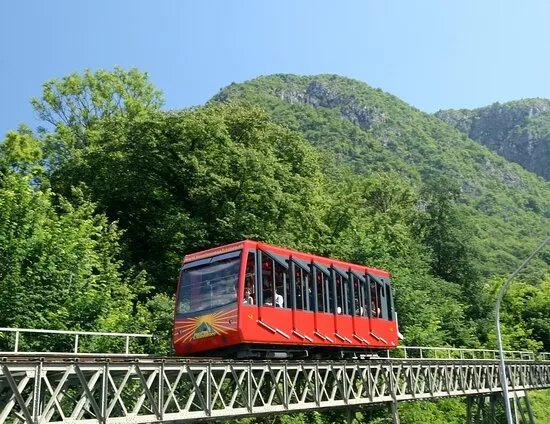 Funicular Monte San Salvatore