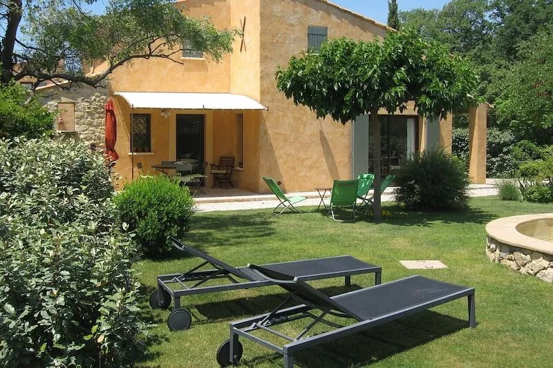 The cottage 'Les Euphorbia' ... olive trees, .. cicadas, Provence ...