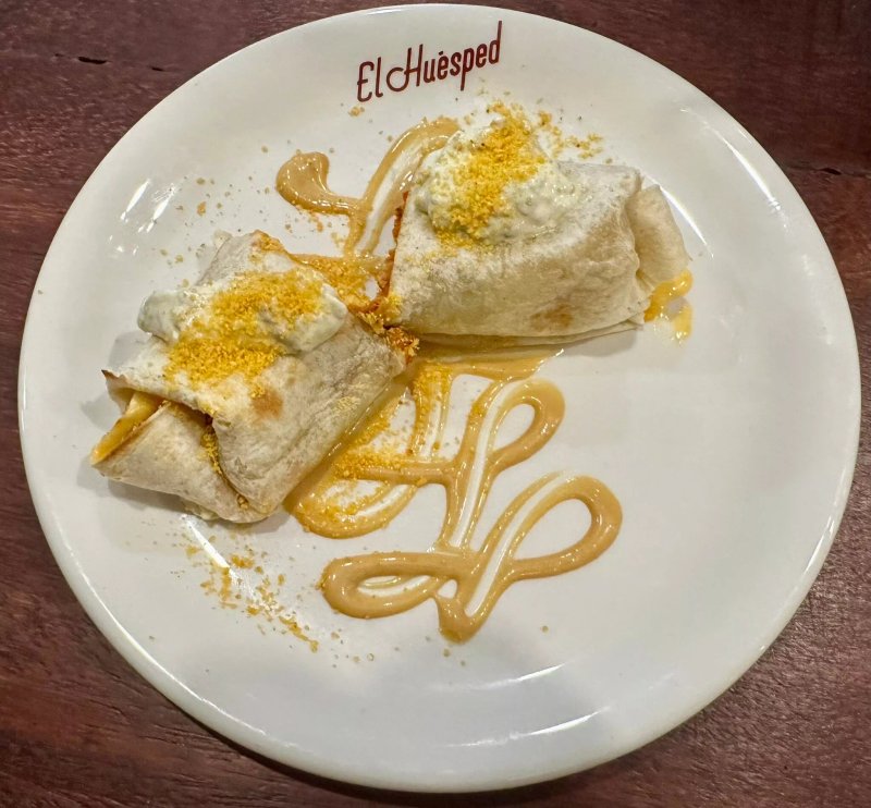 El Huesped