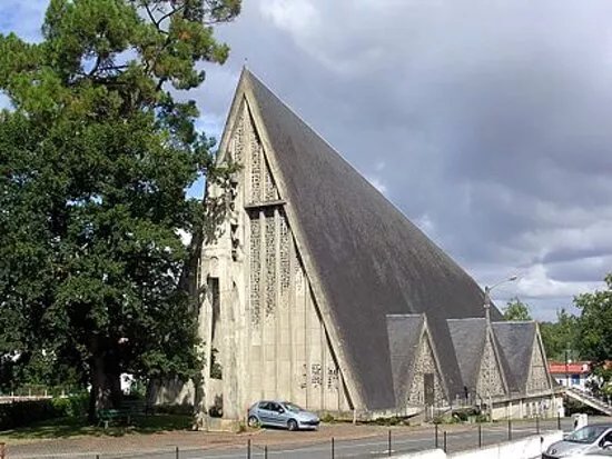 Eglise Saint-Vincent de Paul a Mont-de-Marsan