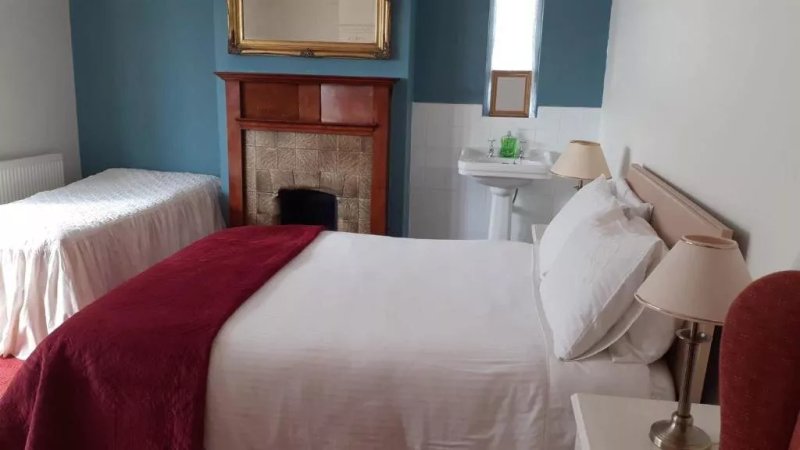 Kingsway Bed & Breakfast