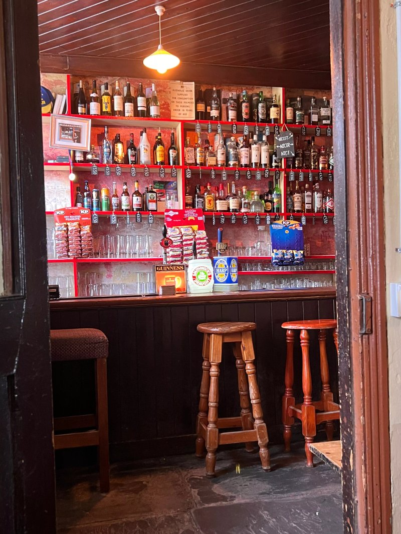 P.Frawleys Bar Lahinch