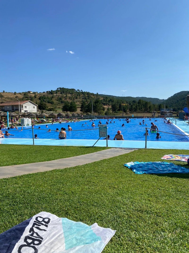 Piscinas e Restaurante da Ribeira