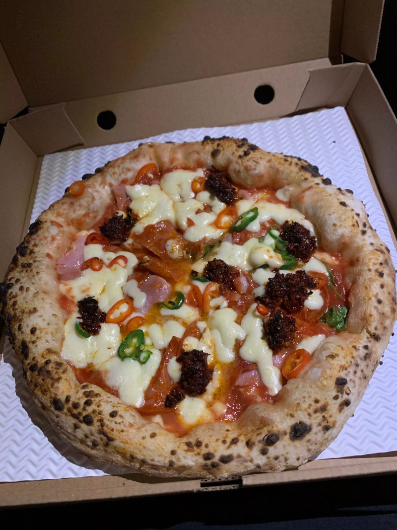 Wood Oven Pizza Neopolitan pizza