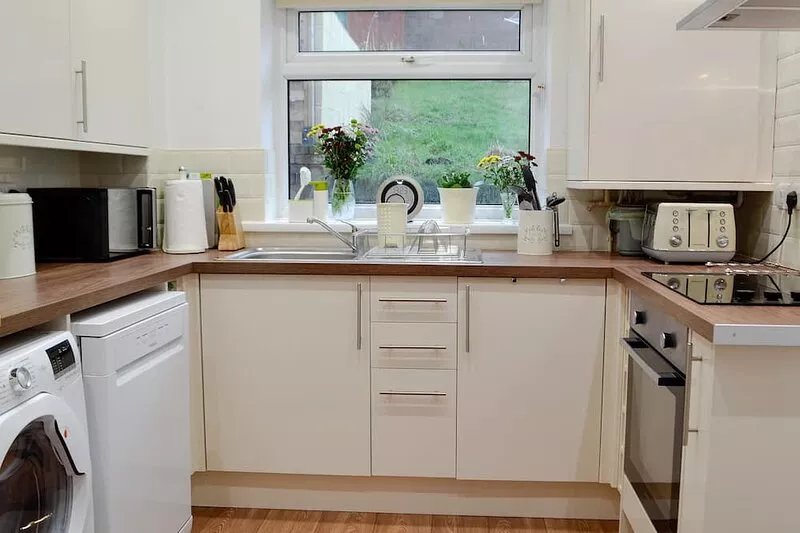 3 bedroom accommodation in Abergavenny