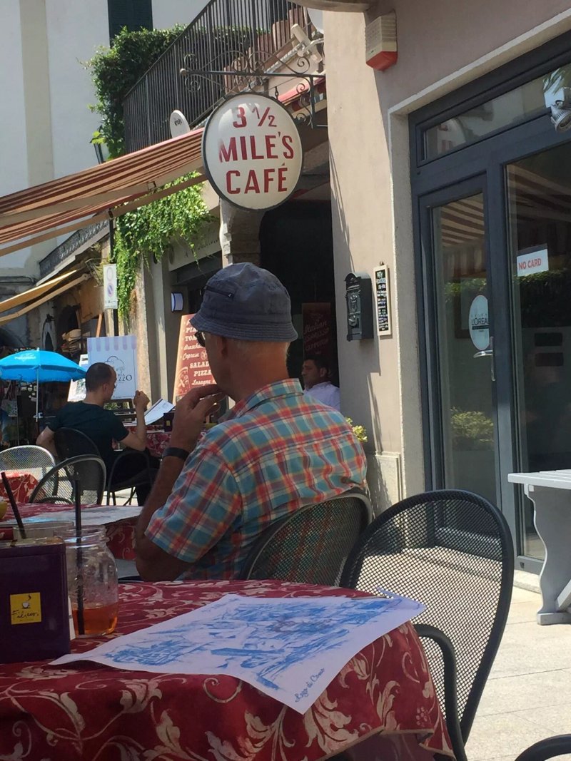 3 1/2 Miles Cafe