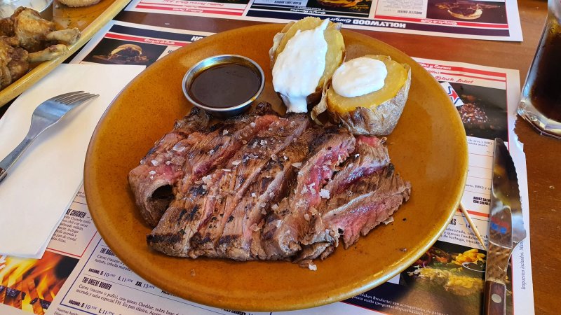 Foster's Hollywood