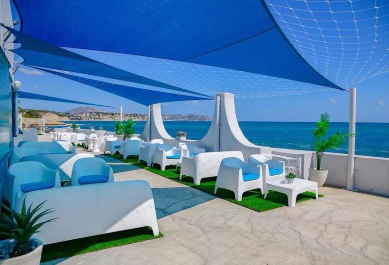 Oceano Beach Club