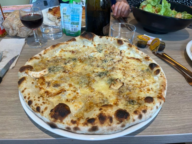 Trois Quatorze Pizza