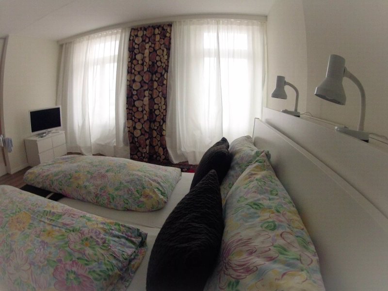 Basicrooms Hotel