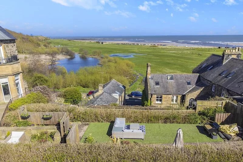Craster Contemporary Apartment with Sea Views