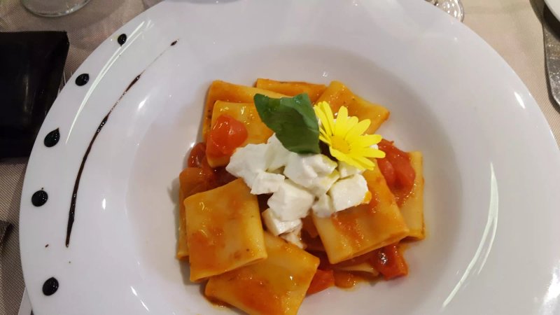 C Ca Cafe-Restaurant