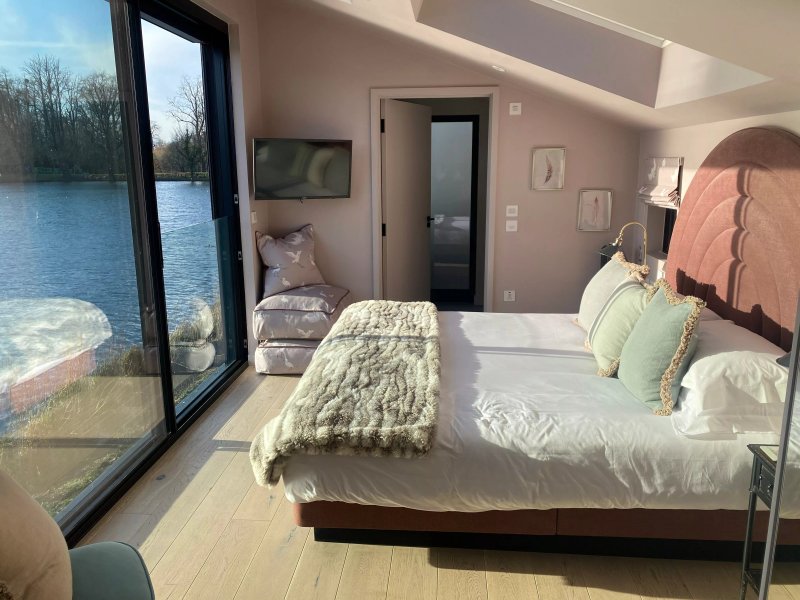 Leeds Castle Lakeside Lodges