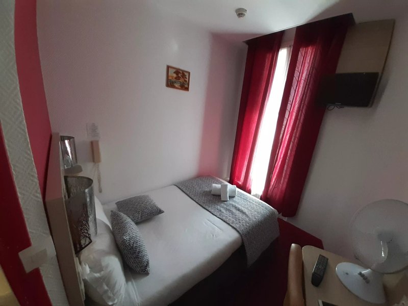 Hotel Paris La Defense