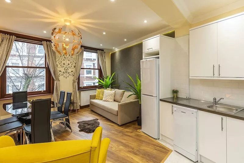 Charming 2 Bed Apartment Kensington Olympia