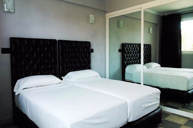 Hostal Benalmadena HB
