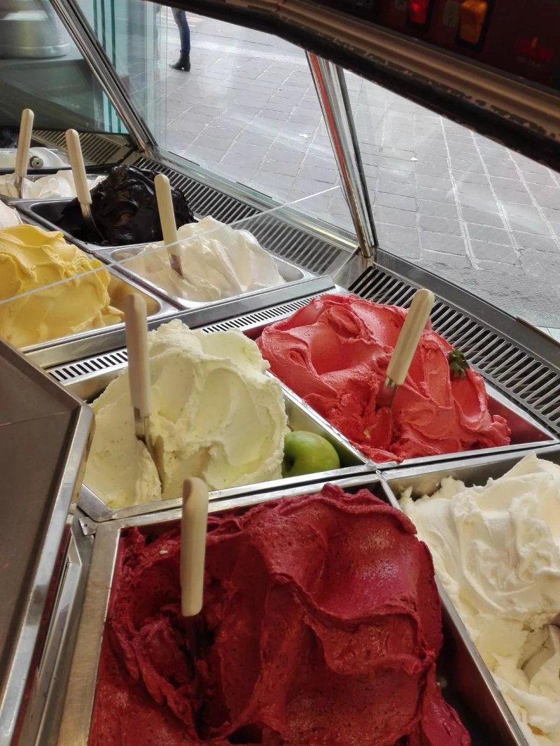 Surya Gelateria