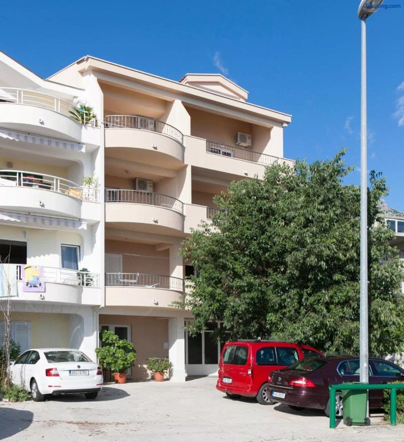 Apartments Nevenka I Josko