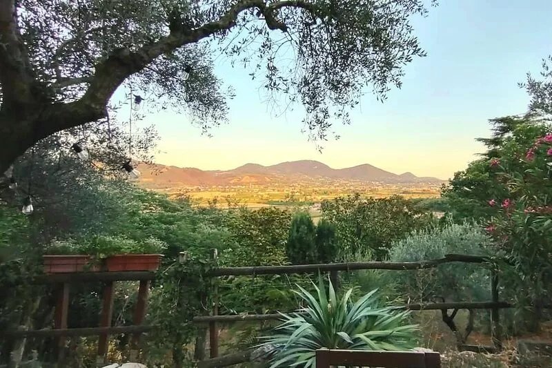 Holiday Home 'Villino San Silvestro' with Mountain View, Garden & Wi-Fi