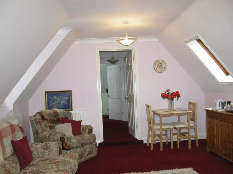Ashgrove Guesthouse