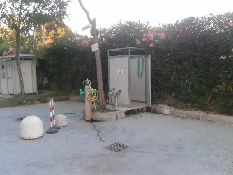 Area Sosta Camper Onda Verde