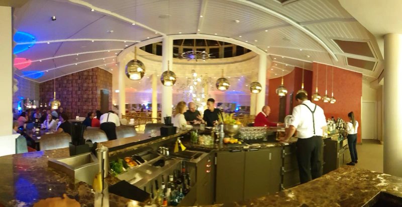 360°Bar & Lounge