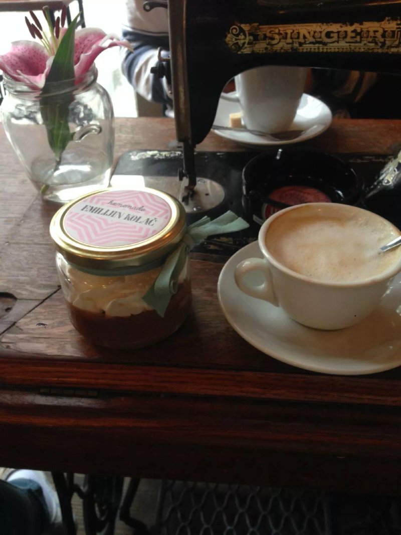 Amelie Cafe