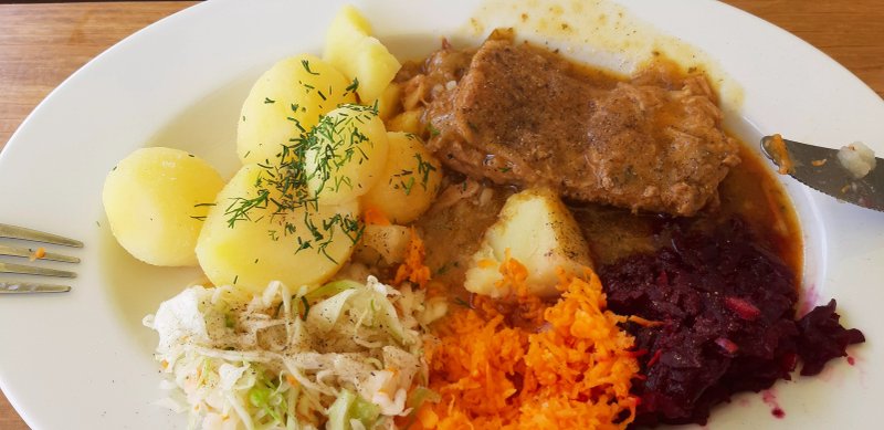 Ambra - Restaurant & Cafe