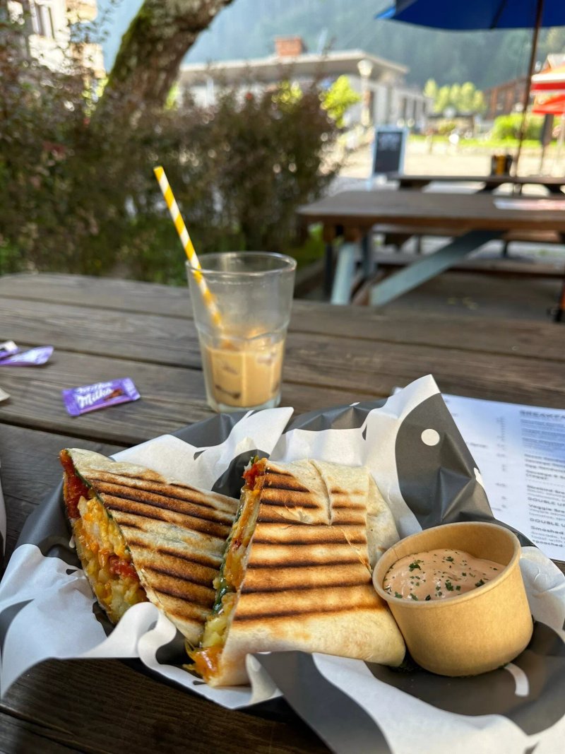 Cafe Bluebird