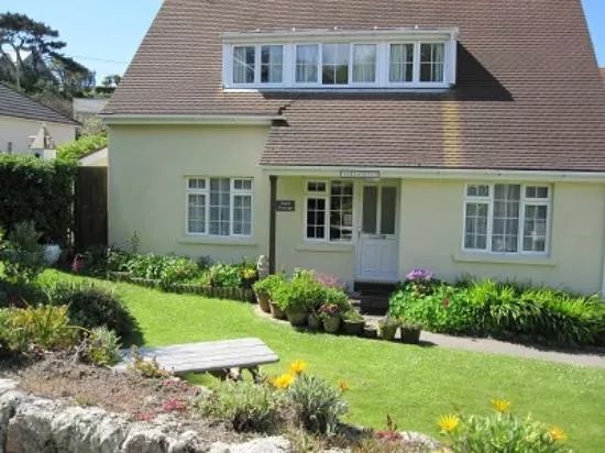 April Cottage B&B