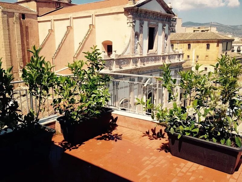 Palermo Luxury Apartment, Charming Penthouse at UNESCO Arab-Norman sites.