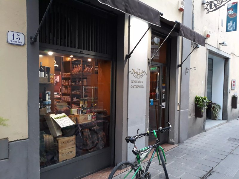 Chigurni Rosticceria Gastronomia