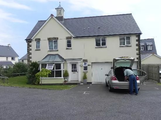 Eden Lodge