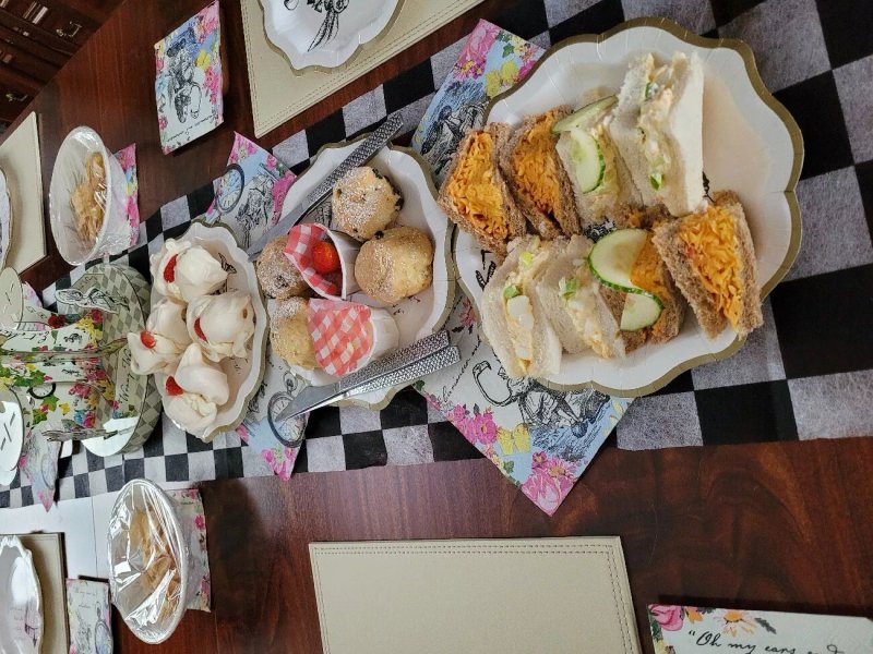 Laura's Tilly Tearoom