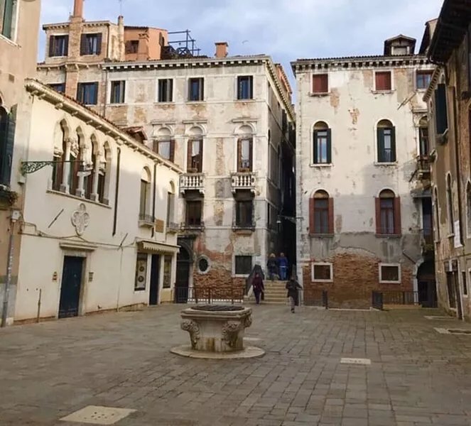 Casa Dogal or Casa del Doge