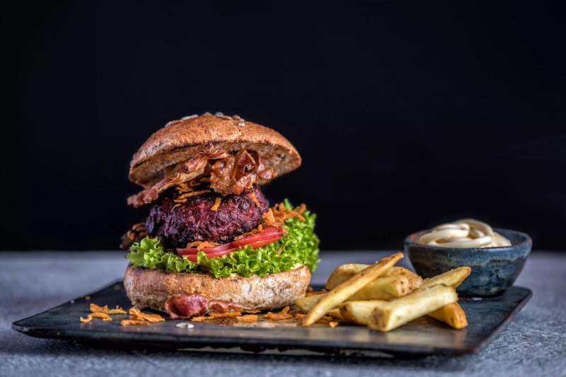 Zoll Steakhouse, Burger & More