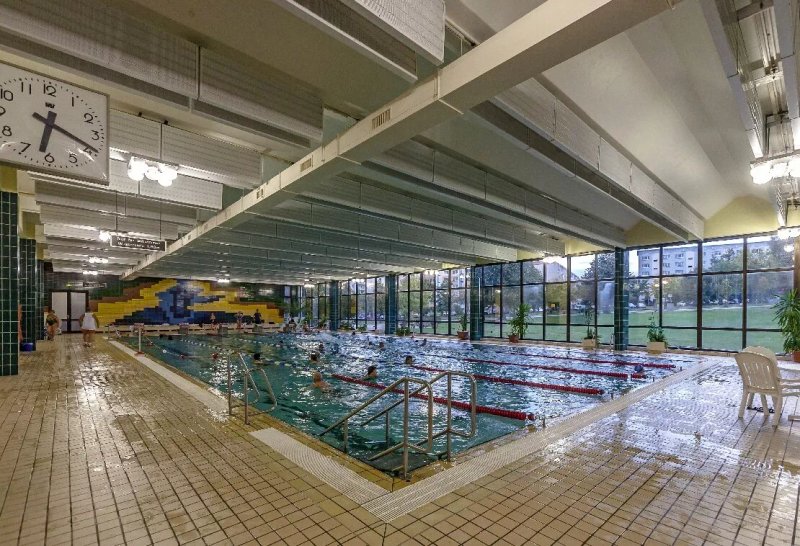 Schwimmhalle Am Sudring
