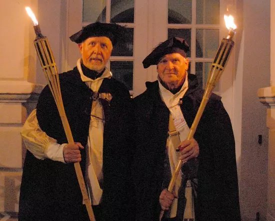 Van Ueuem Events