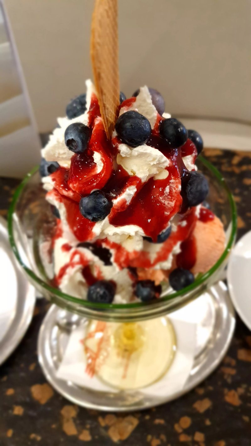 Eiscafe Dolomiti