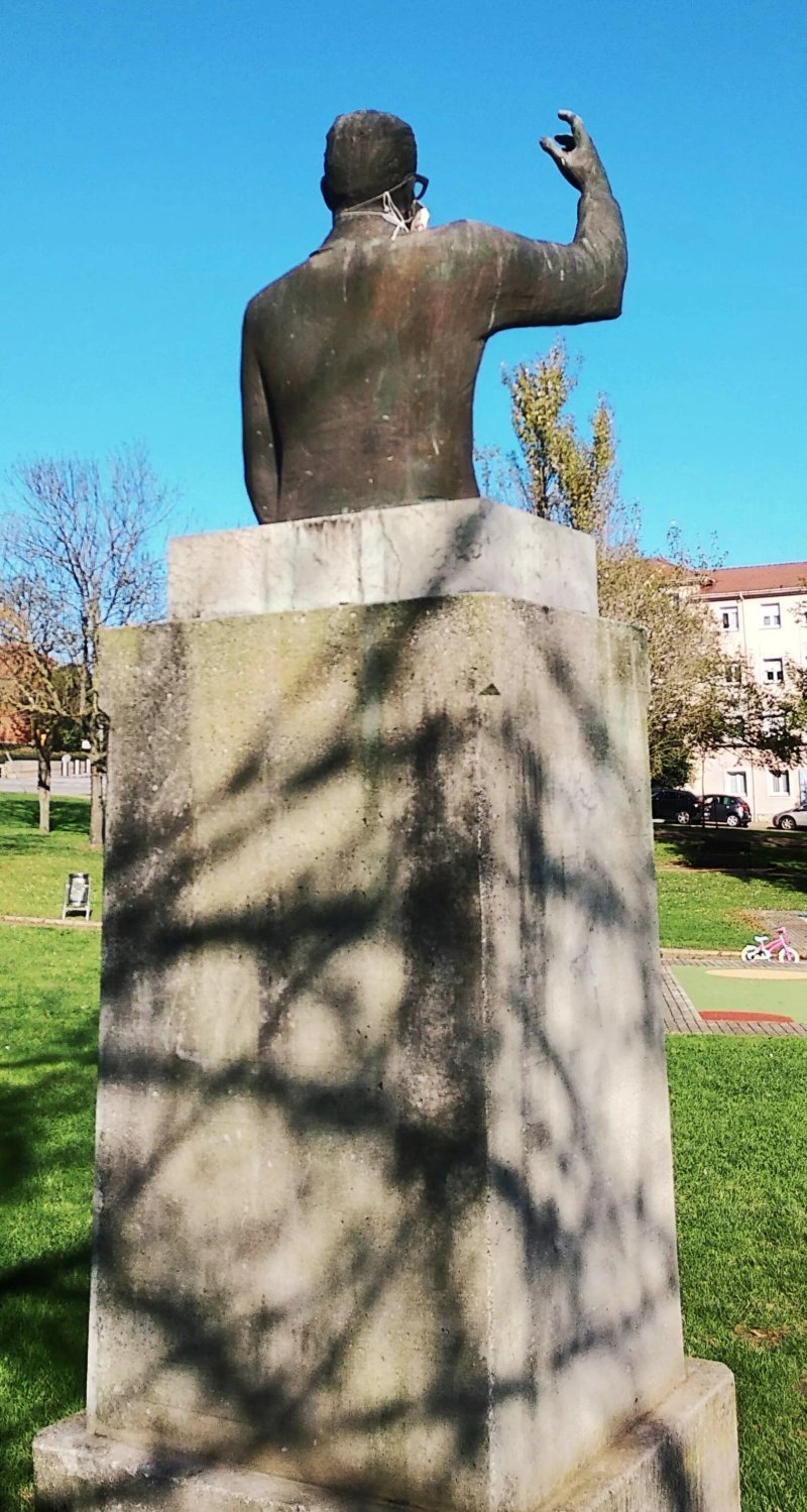 Monumento A Salvador Allende