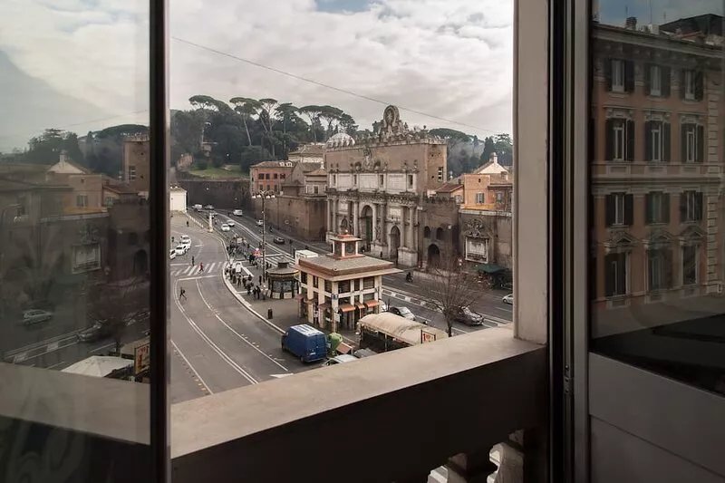 CHARMING APARTMENT PIAZZA DEL POPOLO, 240 m2, 4 bedrooms, 9 sleeps, 2.5 bathr