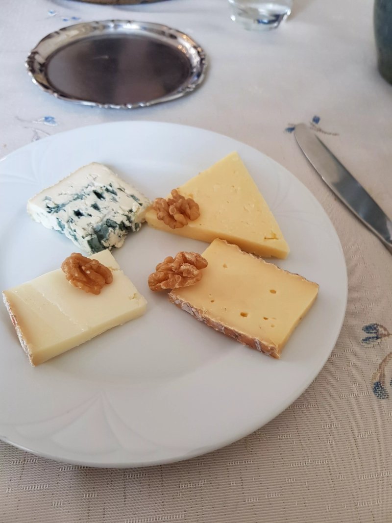 Auberge de Saint Julien Aux Bois