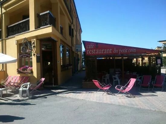 Cafe'brasserie du petit coin