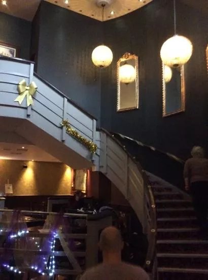 The Albany Palace - Wetherspoon
