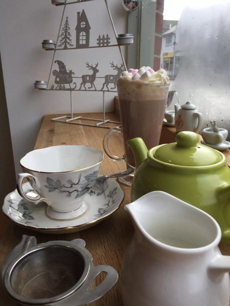 The Tea Shop Around the Corner